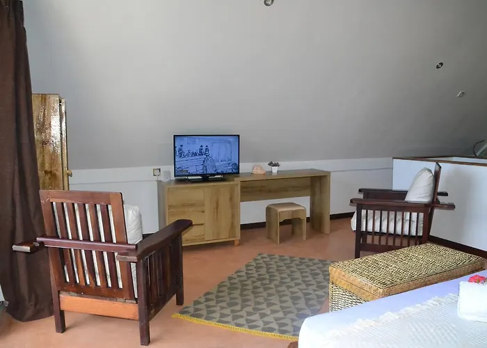 Ocean Bird & Wanita's Self Catering Chalet
