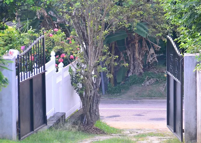Ocean Bird & Wanita's Self Catering