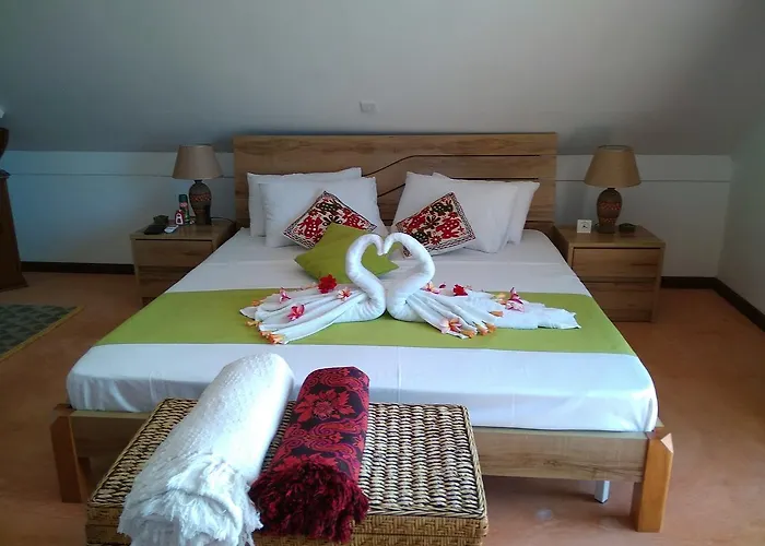Ocean Bird & Wanita's Self Catering *